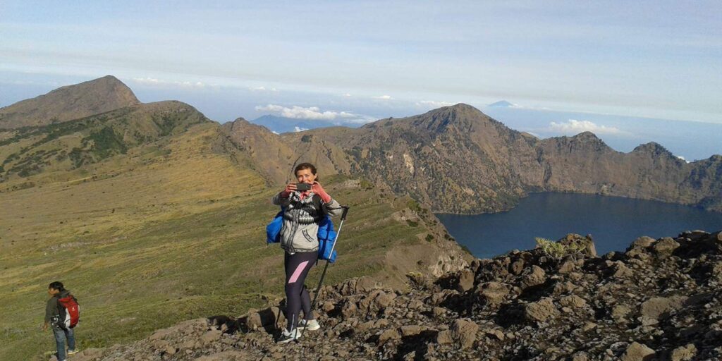 Panduan Booking Rinjani Trekking dengan Guide Lokal Resmi