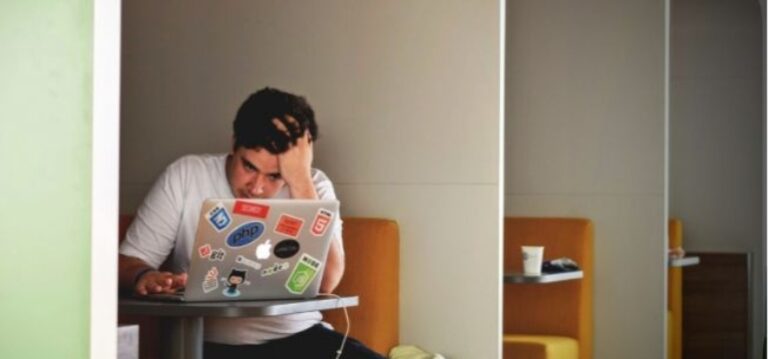 Banyak yang Gak Nyangka Mental Jadi Tantangan Terbesar Mahasiswa di Era Sekarang. Kamu Termasuk?