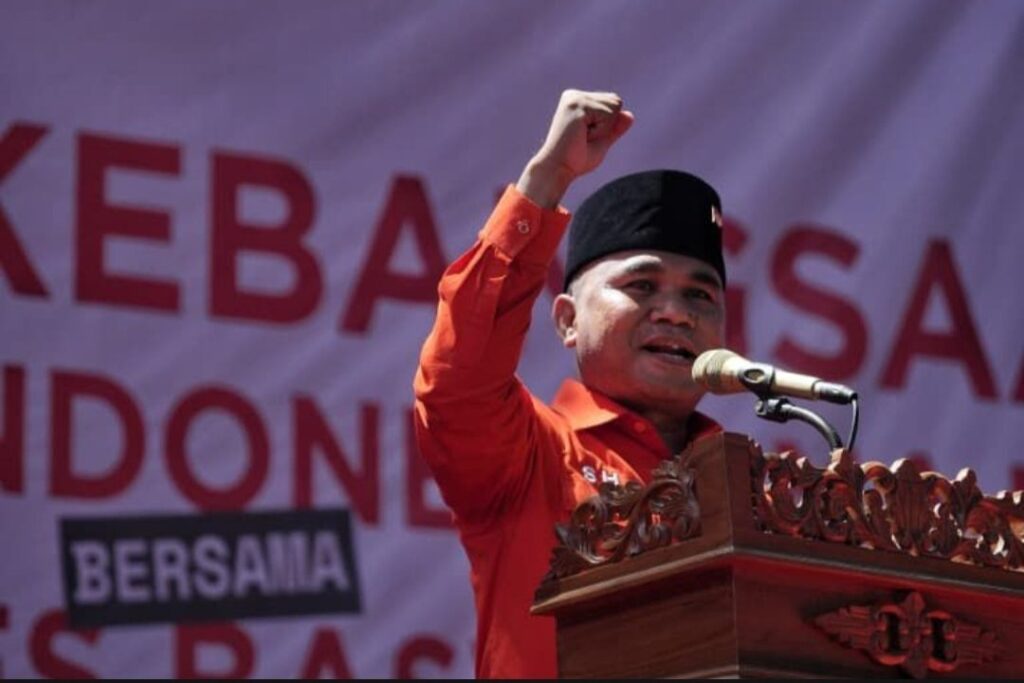 Pemimpin Sejati: Ketulusan dan Kesederhanaan yang Menggerakkan Rakyat