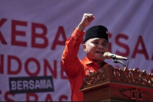 Pemimpin Sejati: Ketulusan dan Kesederhanaan yang Menggerakkan Rakyat